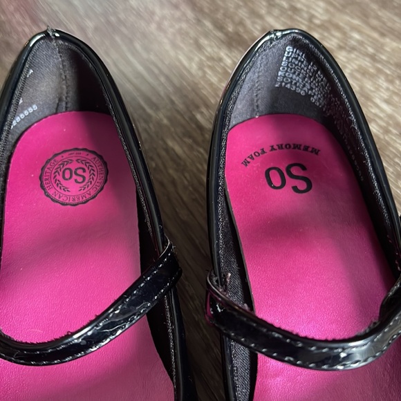 Black Dress Shoes - Picture 4 of 12